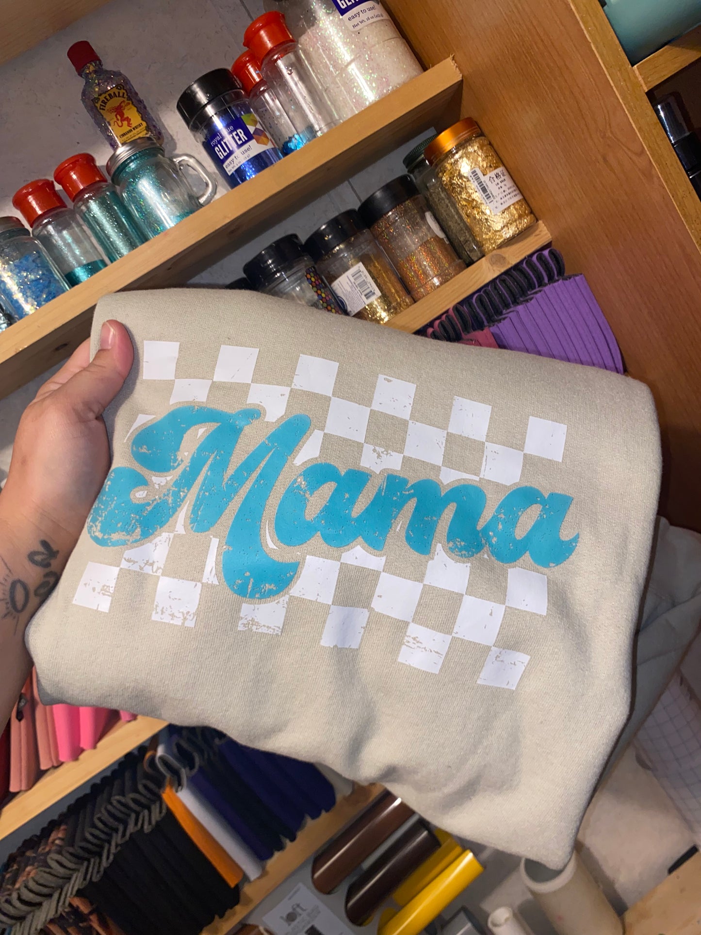 Mama crewneck